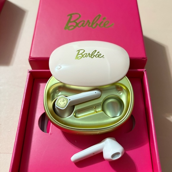 Pink Barbie headset headphones EarPods touch activated wireless bluetooth EarBud - Picture 4 of 5